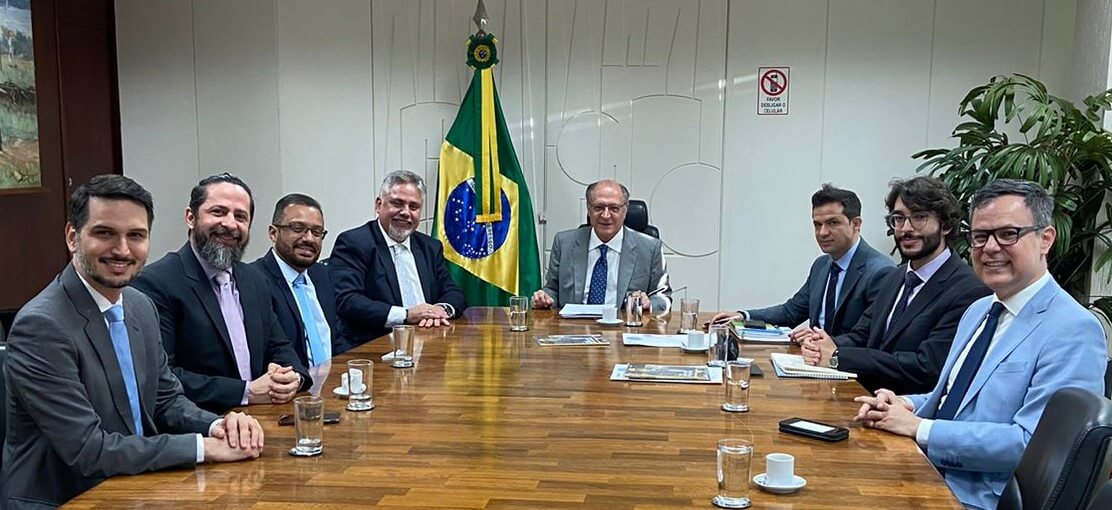 Federação Assespro se reúne com o Vice-Presidente Geraldo Alckmin