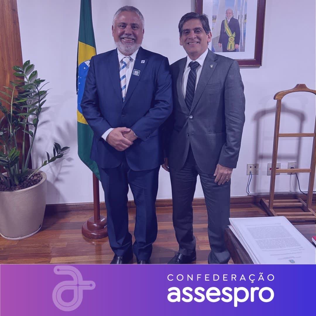 O presidente da Confederação Assespro, Christian Tadeu, esteve em audiência na Secretaria de Relações Institucionais da Presidência da República, em Brasília, onde foi recebido pelo secretário executivo, Dr. Gustavo Ponce de León Soriano Lago.